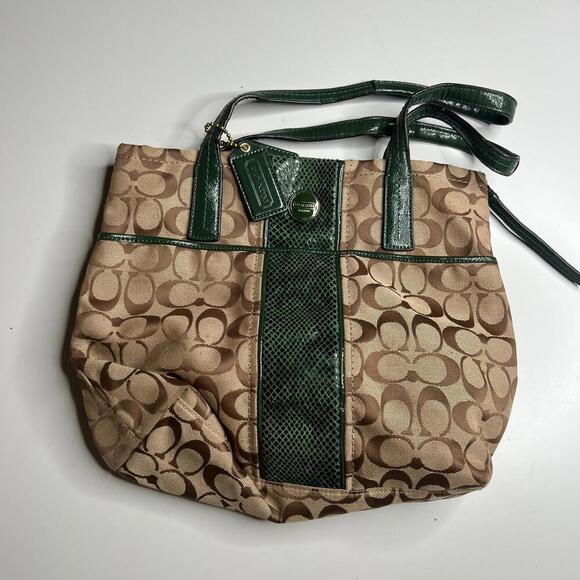 Coach F22706 Signature Stripe Patent Leather Tote Khaki Green Python Trim Handba - Picture 1 of 10